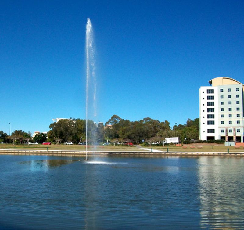 Hollow Jet | Fontenedyse